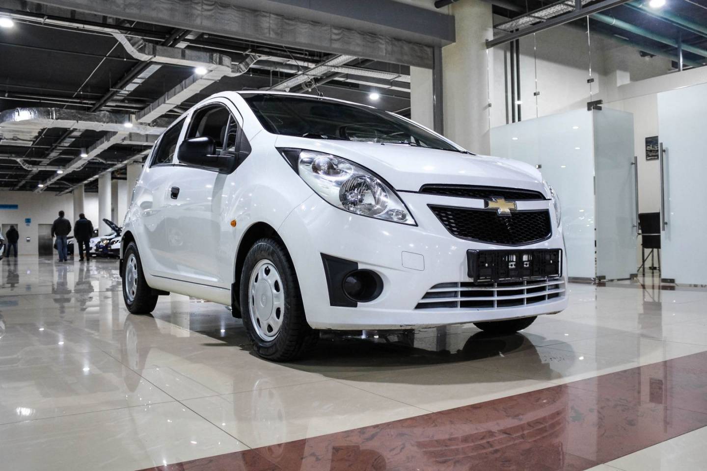 Купить Spark с пробегом