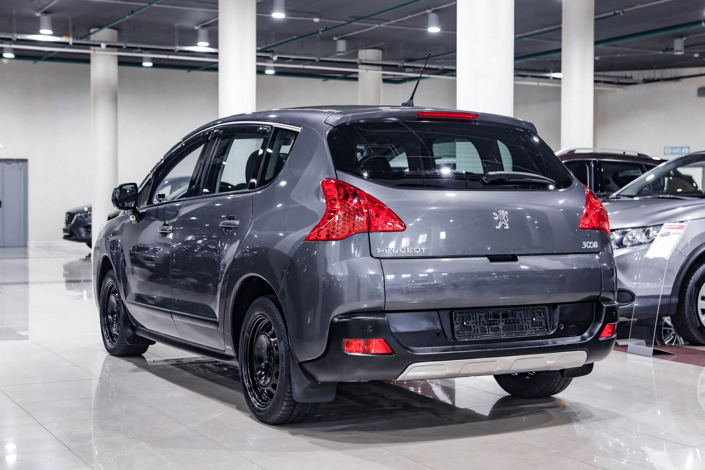 Купить 3008 с пробегом