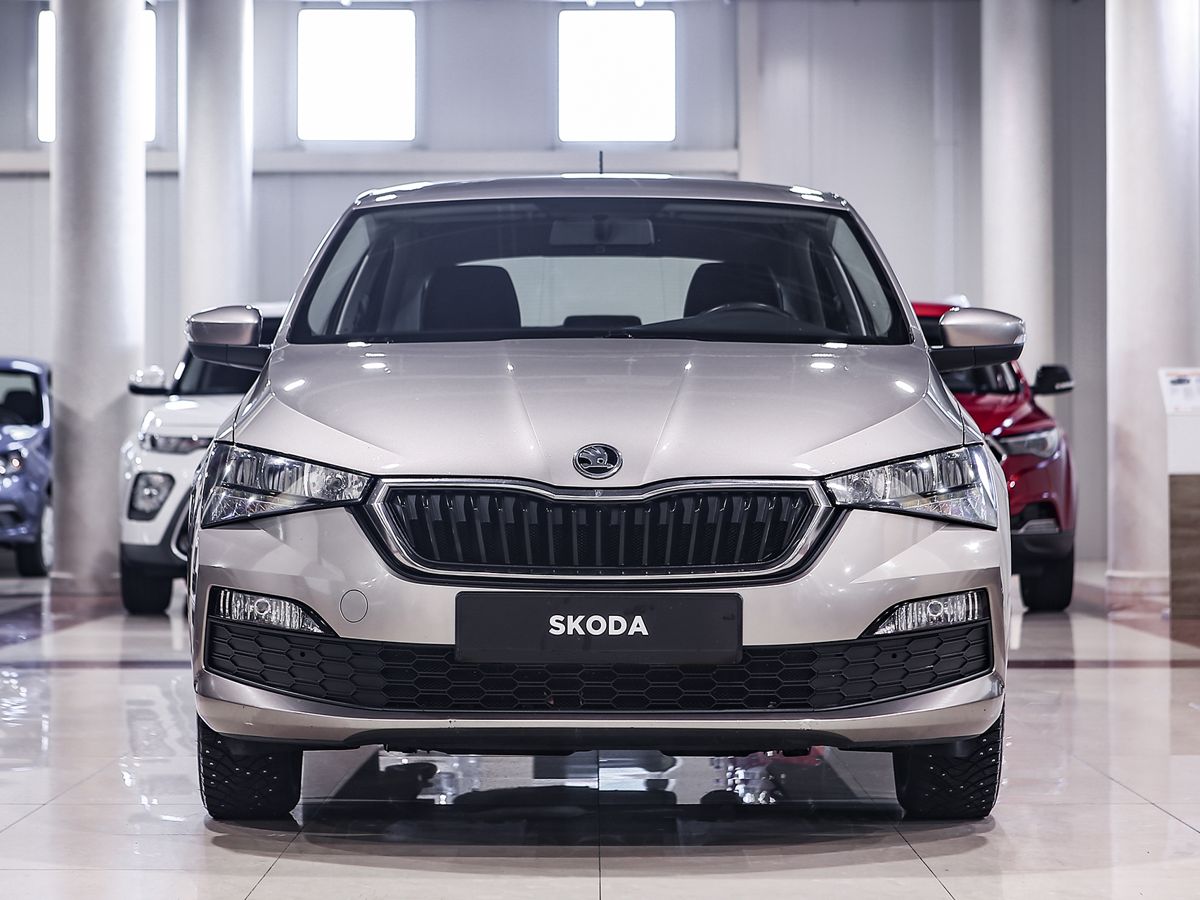 Купить Rapid с пробегом